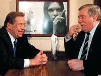 Former-Czech-President-Vaclav-Havel-left-and-former-Polish-President-Lech-Walesa